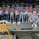 Shantychor Loppersum auf der Bühne